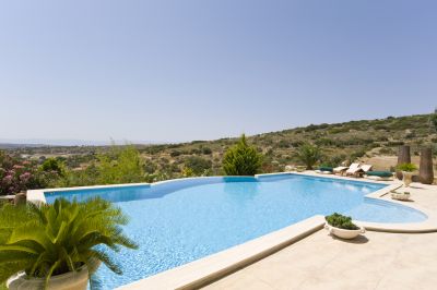Get Professional Pool Pavers Installation!